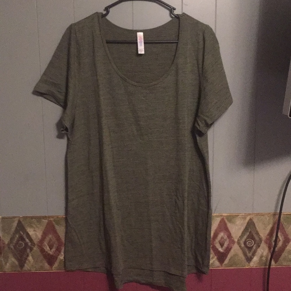 Lularoe 2XL Classic T